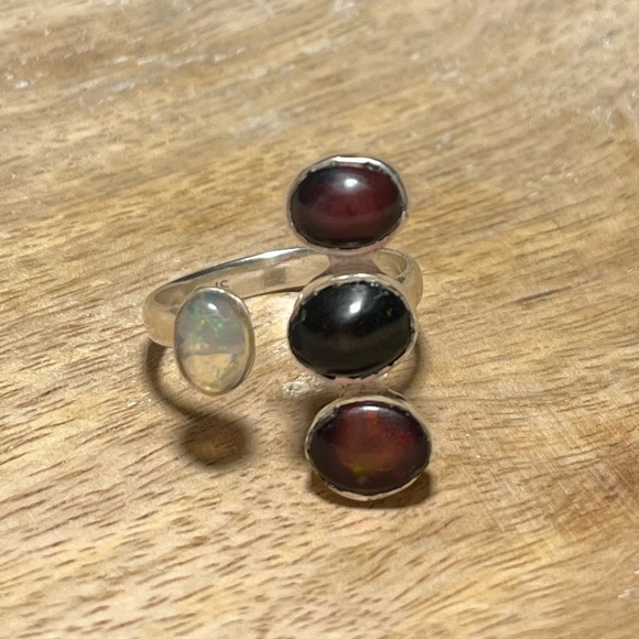 White Ethiopian Opal & Black Opal 925 Sterling Silver Four Stone Open Ring - Picture 7 of 16